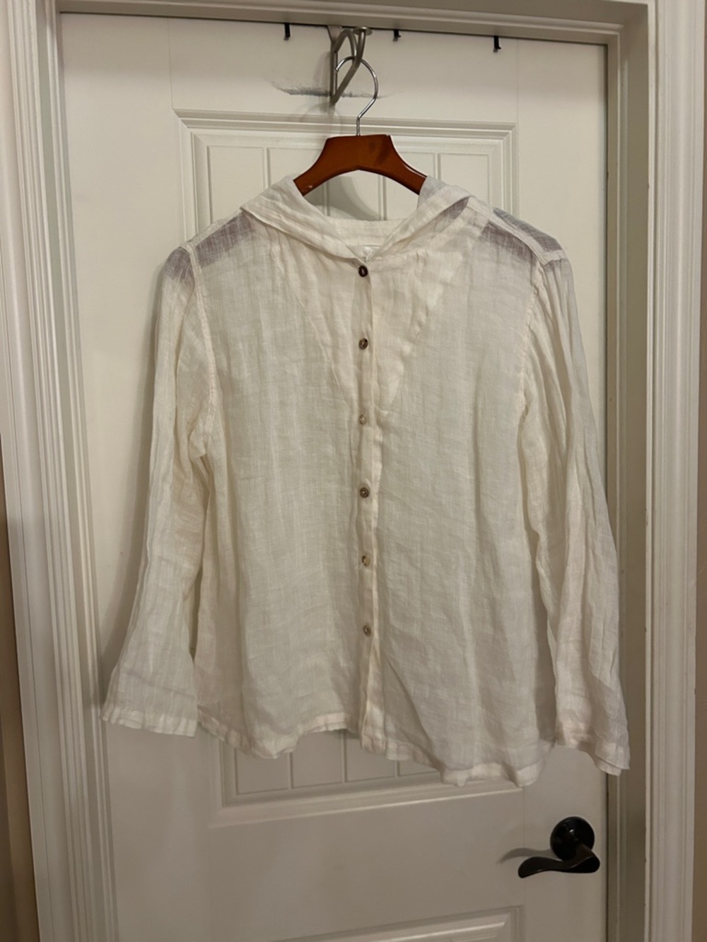 Linen Kleen M Lightweight Cream Button up Hooded  Top